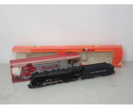 Rivarossi 1832 HO scale Santa Fe diesel Locomotive, boxed; and a part boxed Rivarossi 4-6-4 Pacific Locomotive in New York Ce