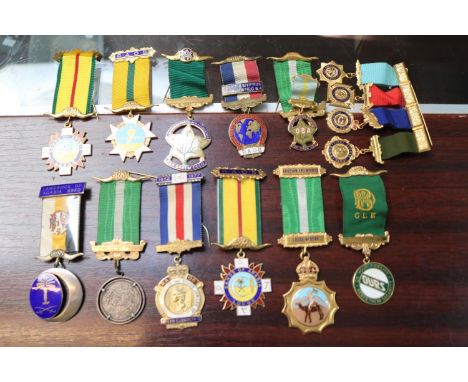 Good Collection of assorted Masonic Medallions to include Arabian K Nights Lodge, Shamal Lodge etc 