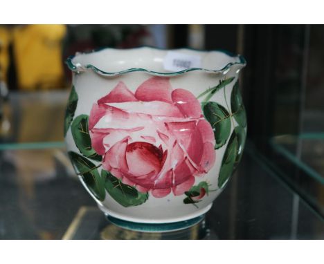 Wemyss Rose decorated small floral pot 