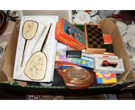 BOX: MISCELLANEOUS VINTAGE GAMES INCLUDING TARGET TIDDLEYWINKS 1960S, LOTTO, DIE-CAST ETC