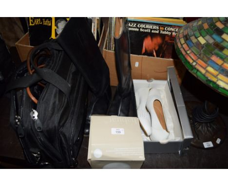 VARIOUS HOUSEHOLD ITEMS INCLUDING HABITAT EGG TABLE LAMP, PAIR OF BOOTS ETC
