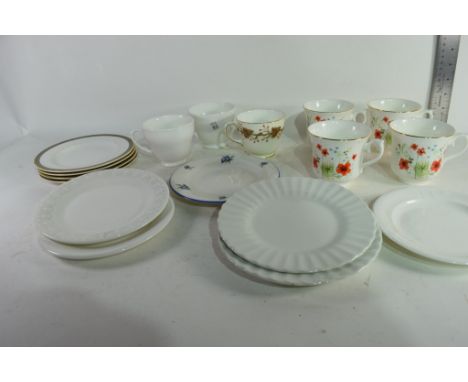 CUPS AND SAUCERS INCLUDING QUEEN ANNE ETC