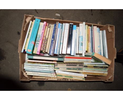 BOX CONTAINING GOOD QUANTITY OF MIXED BOOKS INCLUDING VINTAGE PUFFINS