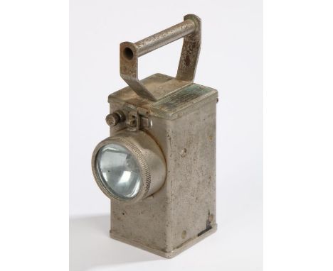 Alkaline Batteries Ltd. Redditch England "Nife NH10A" M.O.F.P. safety lamp, 20cm high