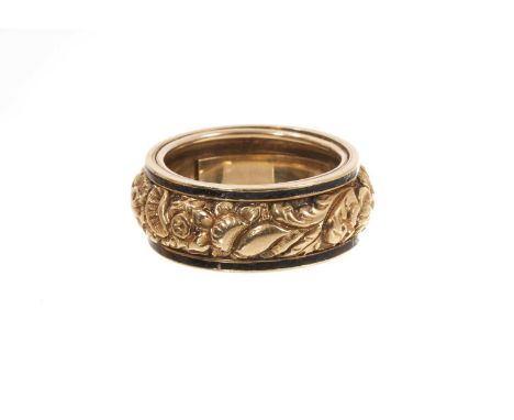 George IV gold and enamel mourning ring, the wide gold band with a foliate design flanked by black enamel borders, inscribed 