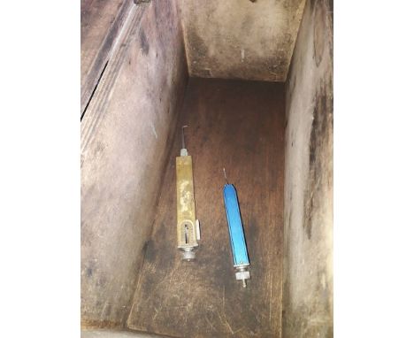 A GPO dry cell wooden box and two 1930's GPO brass tools by GEC 