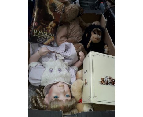 A box of mixed collectables inc Land Rover teddy, vintage Steiff, Penguin and molly bear 