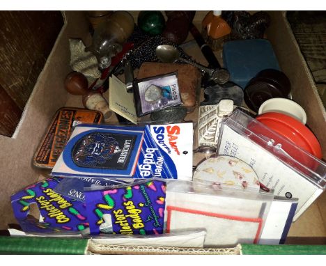 A box of collectables to include A George V jubilee spoon, MIZPAH brooch with amethyst, Oris 8 day alarm, Hornsea egg cup, su