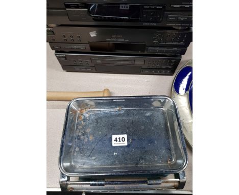 SET OF OLD VINTAGE ENAMEL SCALES
