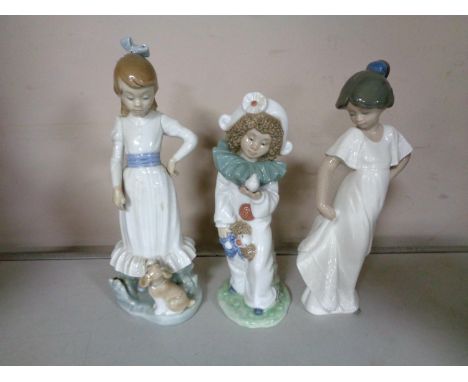 Three Nao figures of girls 