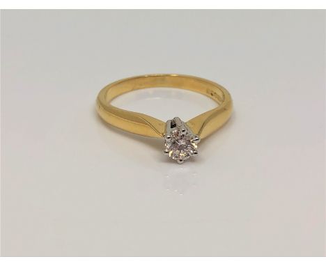 An 18ct gold solitaire diamond ring, approx. 0.2 carat, size N CONDITION REPORT: 3.3g