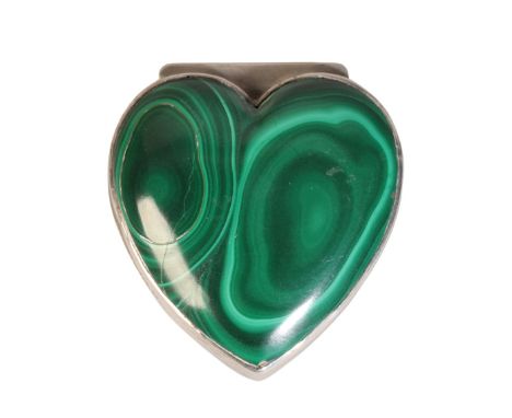 A VICTORIAN SILVER MOUNTED MALACHITE HEART SHAPED BOXthe silver mounts by William Wilkinson, London 1893, the hinged box with