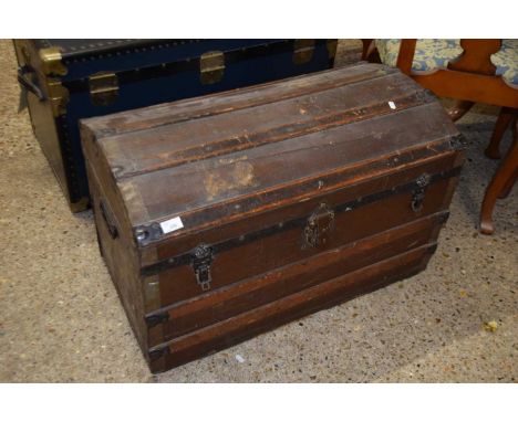 LATE 19TH/EARLY 20TH CENTURY WOODEN BOUND, DOME TOP TRUNK, 81 CM WIDE