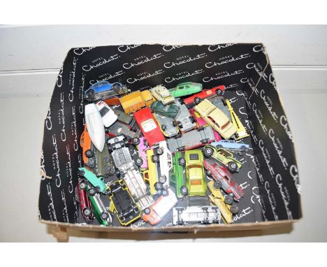 BOX OF VARIOUS TOY VEHICLES TO INCLUDE CORGI AND MATCHBOX