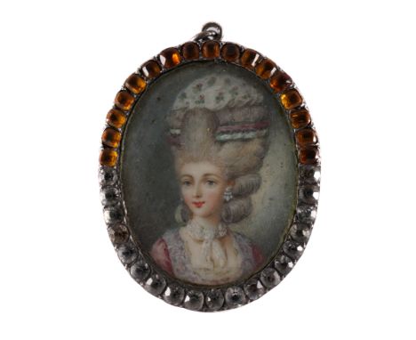 ENGLISH SCHOOL, 18TH CENTURY (3)Portrait miniature of a lady with a pouf and wearing a pink dress on ivory (ref. DRCE7TB5) 3.