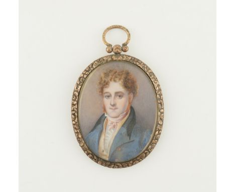 ENGLISH SCHOOL, EARLY 19TH CENTURY (2)Portrait miniature of a gentleman wearing a blue coat on ivory (ref. MPZGV8MR) 6.7cm in