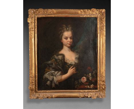 Ecole FRANCAISE du XVIIIe siècle Portrait de femme de qualité Huile sur toile H. 86 cm - L. 72 cm Soulèvements, petites resta
