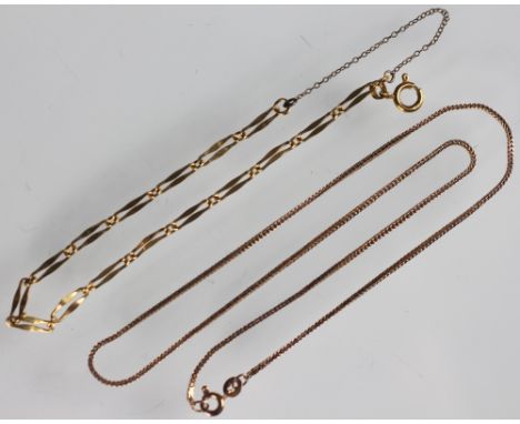 An 18ct yellow gold bracelet, formed as decorative openwork links, with bolt ring clasp, attached safety chain, weight 3.3gms