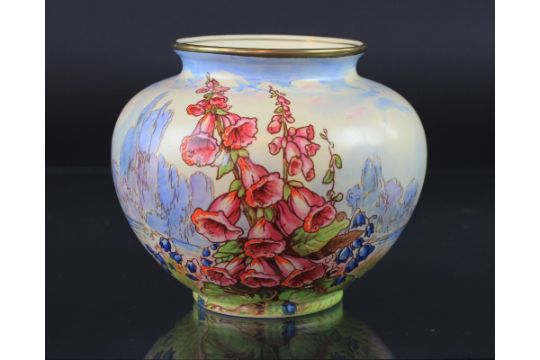 A Royal Winton Grimwades Ovoid Vase Mid 20th Century Hand