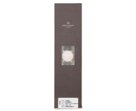 Patek Philippe. A service sealed 18K gold automatic calendar wristwatchModel: CalatravaReference: 5127J-001Date: Circa 2005Mo