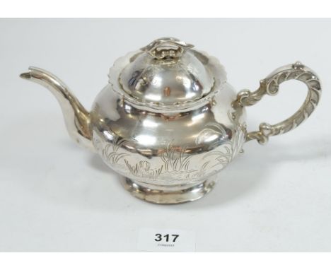 A Chinese silver teapot, 316g, 11cm tall 