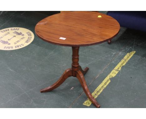 Mahogany tripod table (reduced in height)