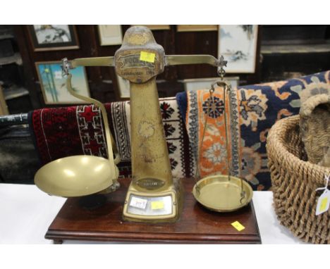 Set of shop scales