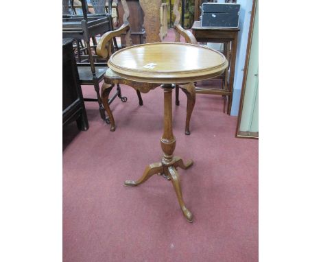 Circular Topped Wine Table, on turned pedestal and tripod legs, 71.5cm high.