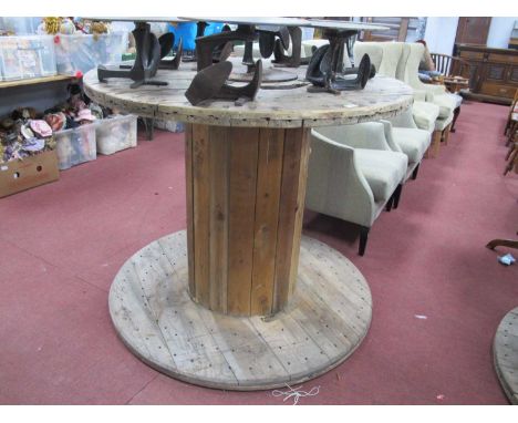 Large Wooden Industrial Bobbin, ideal for transforming into a table, with circular top and base 119cm diameter, united by cyl