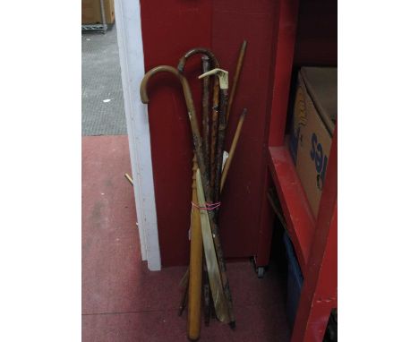 At Auction: 4 Yard Sticks/Cane