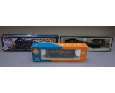 A quantity of OO gauge locomotives and related items including; ROCO internation E144 Elektro locomotive, E1445 Elektro locom