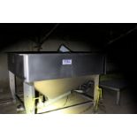 FPEC Hopper 3, Model# VFH 86, Serial# 9152, Located in: Springdale, AR