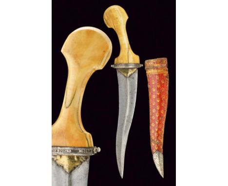 A rare dagger, dating: 17th/18th Century, provenance: South India, dating: 17th/18th Century, provenance: South India, Curved