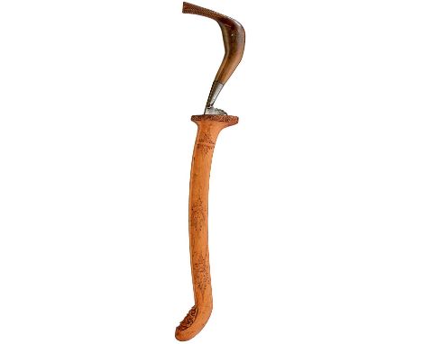 25cm curved thick blade with shaped forte, characteristic hilt with faceted collar and linear carved bent horn grip, in its c