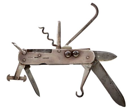 12cm long overall, each side hallmarked for London 1898, maker’s stamp A.B.&amp; Sns, one side stamped A BARRETT &amp; SONS 6