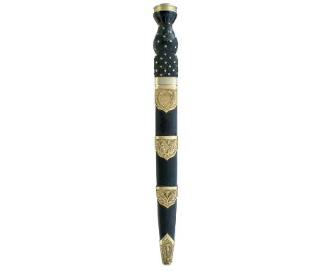 30cm blade etched with a panel of scrolling foliage and thistles on either side, regulation white metal mounted hilt, the pom