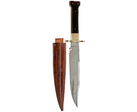 22cm clipped back blade, shaped at the forte and etched to one side with a scroll bordered panel bearing the legend AMERICA T