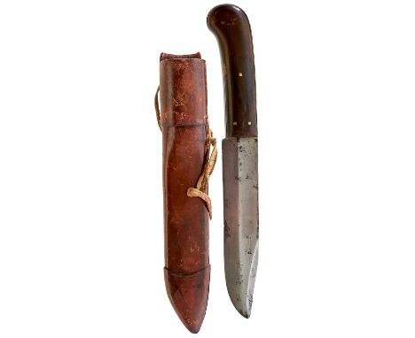 15cm thick clipped back blade stamped with a maker's panel VR over UNDERWOOD 46 HAYMARKET LONDON, two-piece riveted horn grip
