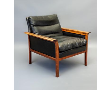 A HANS OLSEN FOR VATNE MOBLER ROSEWOOD ARMCHAIR, model 500, 1950's, upholstered in black leather with loose cushions, 30" x 2