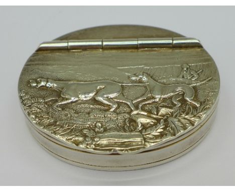 A modern silver box, James Dixon and Sons, Sheffield 1982, with hunting scene to top