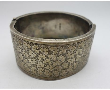 A silver bangle, a/f, weight 35g