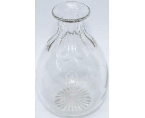 Great Western Railway cut glass Wine Carafe with GWR HOTELS in roundel acid etched to front. In excellent condition stands 7i