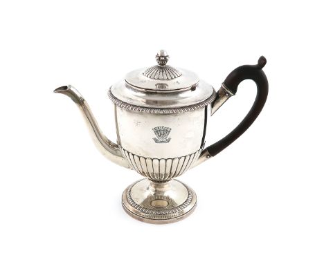 Please note: the image is transposed with lot 2707 in the catalogue. The weight on this lot should read 20oz.A George III sil