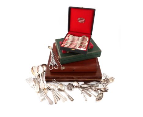 A mixed lot of flatware,comprising silver items: a pair of sauce ladles, a cream ladle, a Scottish toddy ladle, a pair of wis