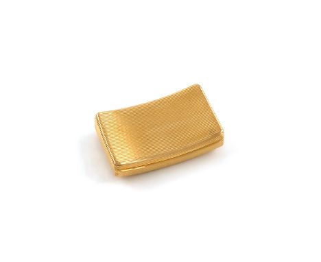 An early 19th century Dutch gold snuff box,by B. Enzering, Amsterdam circa 1820,shaped rectangular form, reeded decoration, l