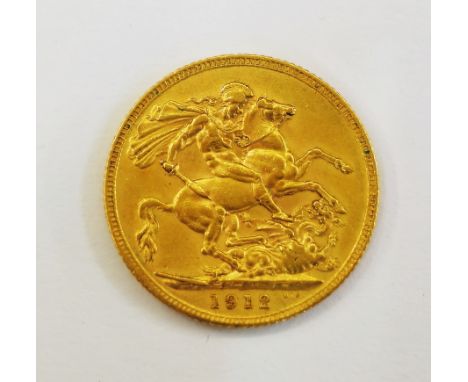 George V, 1912 Sovereign, bare head left, rev. St George &amp; dragon, date below