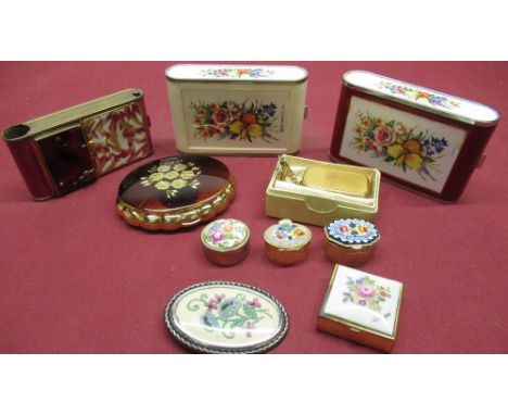 Collection of vintage compacts in the form of cameras, two pill boxes with miniature mosaic to lid, tin of mixed coins etc 