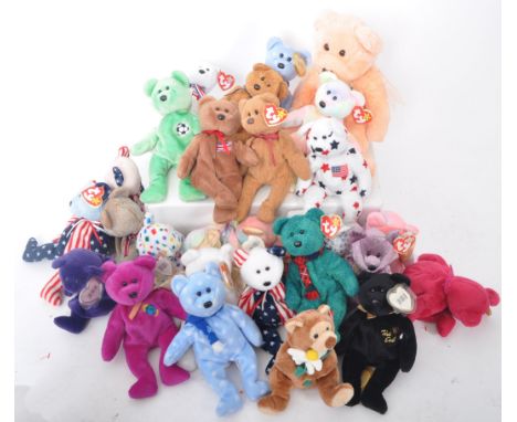 Ty Beanie Babies- A collection of unboxed vintage c1990s Ty Beanie Babies. To include: Bloomfield, Clubby, 1999 Holiday Teddy