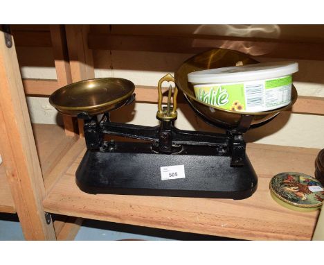 VINTAGE KITCHEN SCALES AND WEIGHTS
