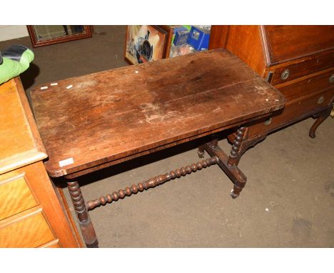 VICTORIAN ROSEWOOD VENEERED SIDE TABLE ON BOBBIN TURNED FRAME (FOR RESTORATION)